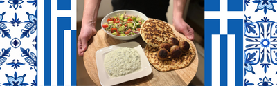 Turkse köfte met tzatziki en Griekse salade